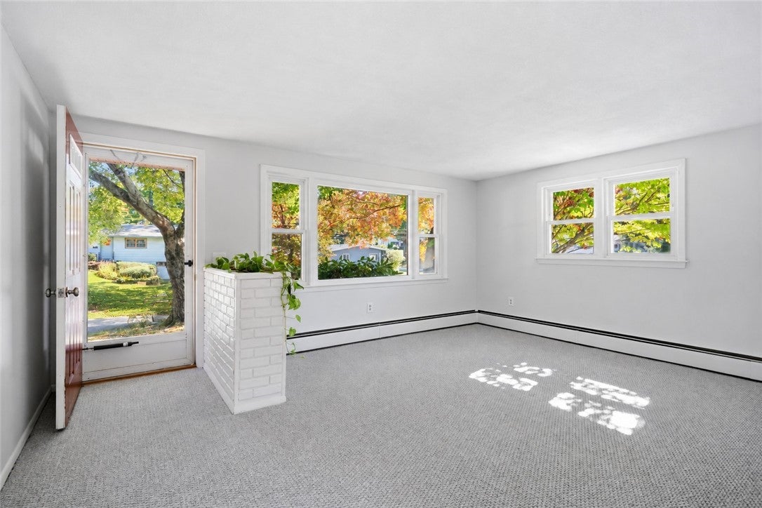 73 Pequot Trail