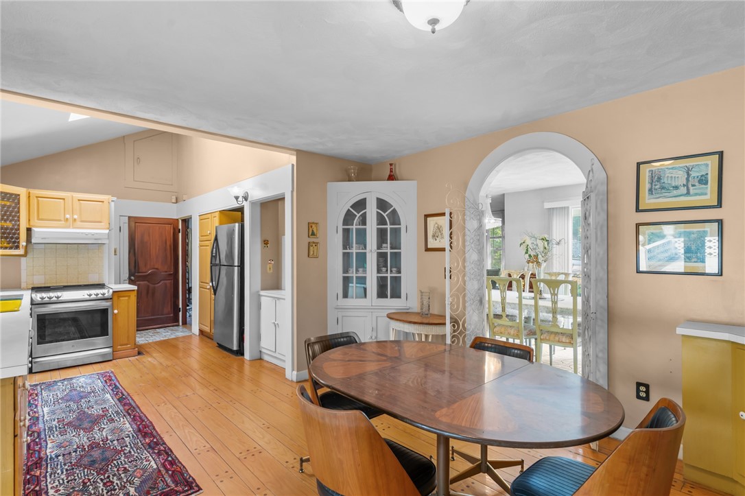 300 Country View Drive