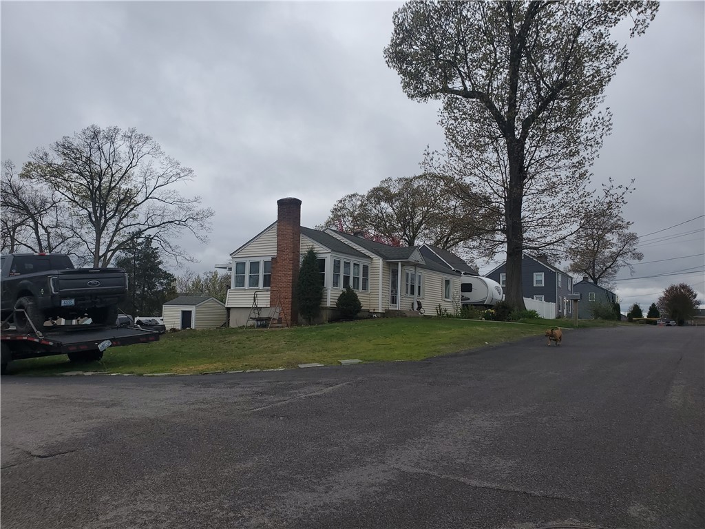 38 Rowe Avenue