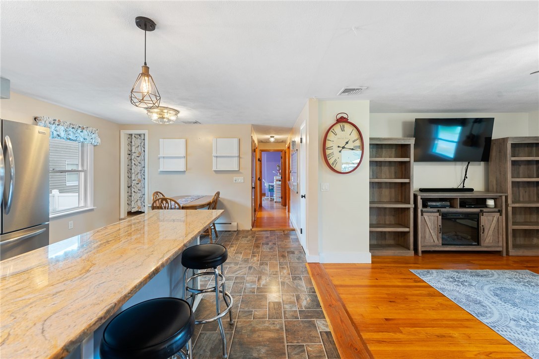 211 IROQUOIS ROAD Road