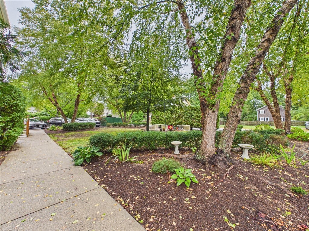 620 Main Street 14
