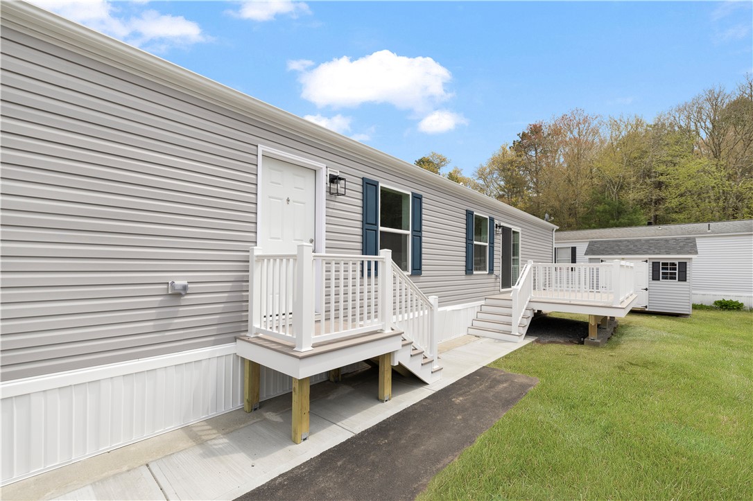 6 Foxtrot Drive