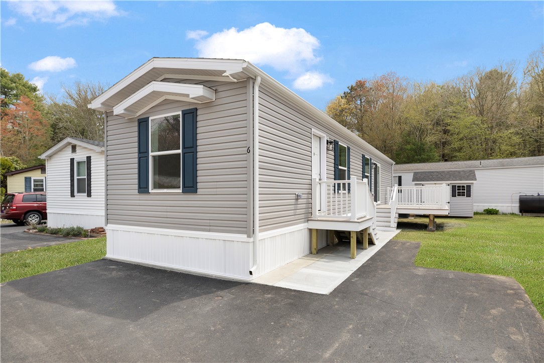 6 Foxtrot Drive