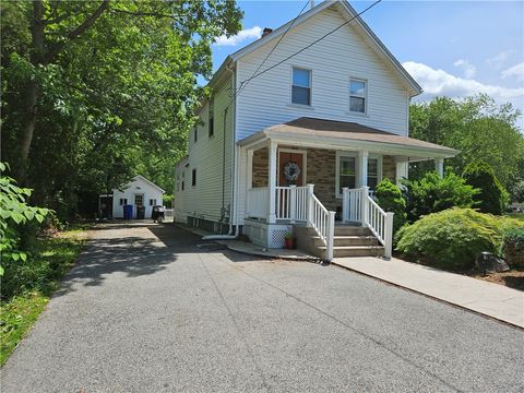 16 Boyd Avenue East Providence RI 02914