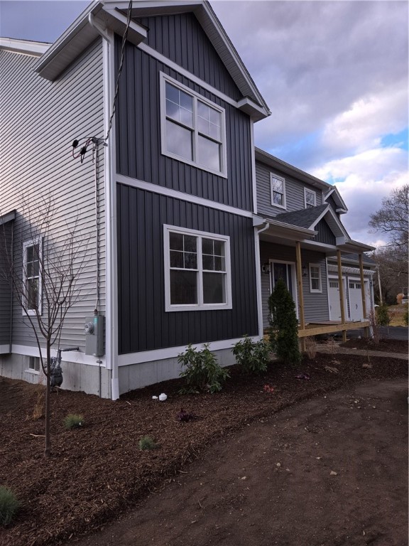 1454 Old Louisquisett Pike