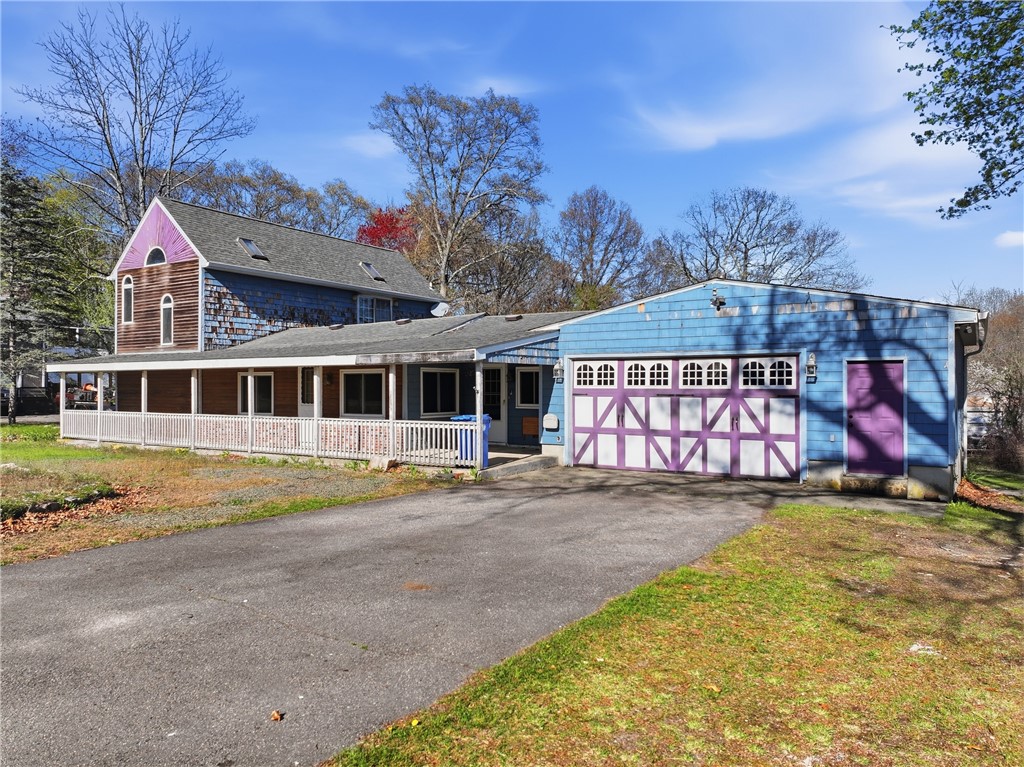 221 Curran Road