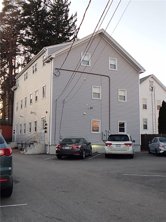78 84 Railroad Street