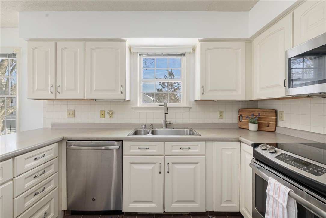 77 Narragansett Avenue C