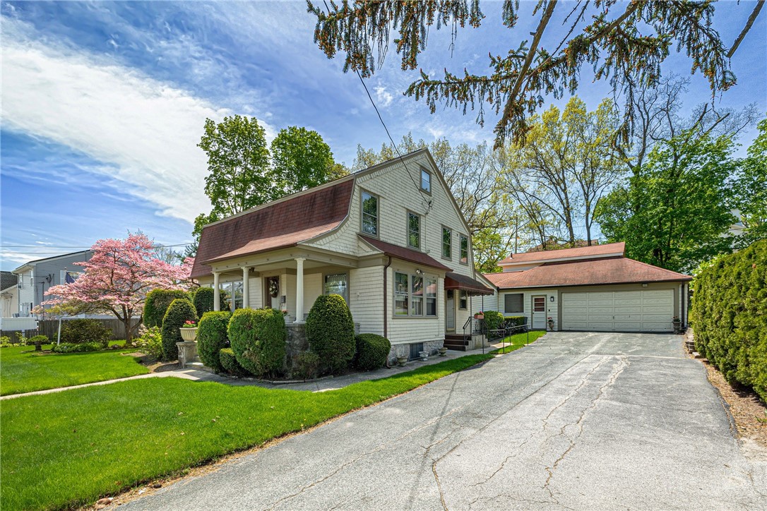 90 Putnam Pike