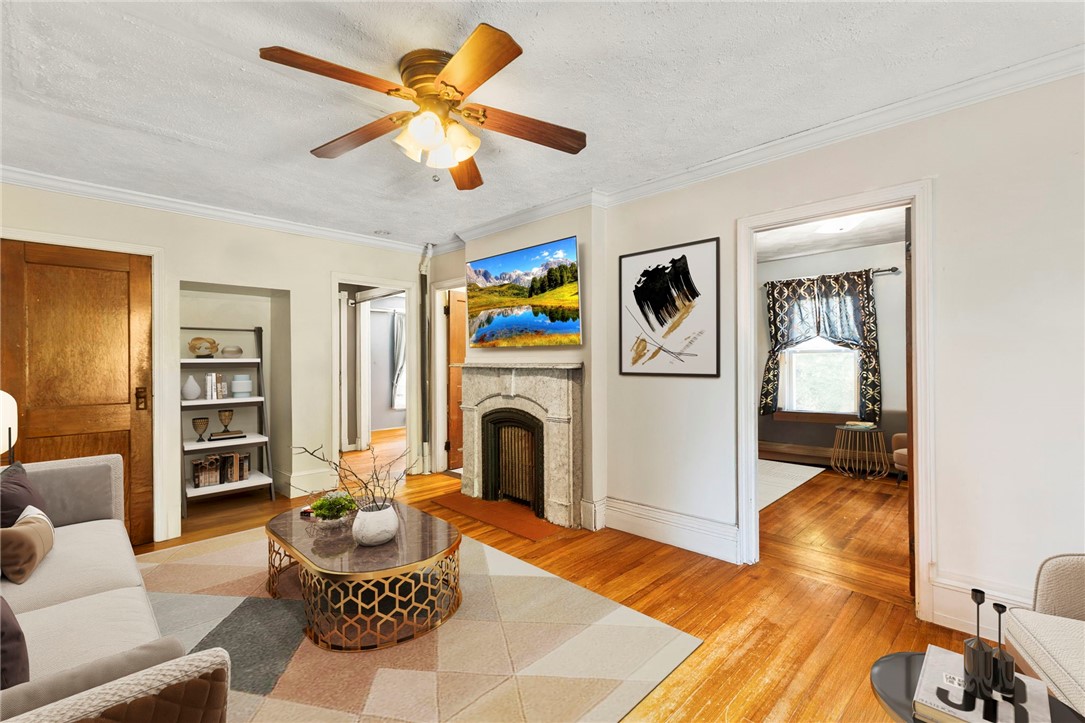 4 S Cornell Avenue