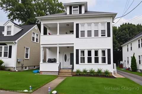 61 Warwick Street 63 Woonsocket RI 02895