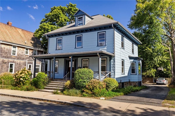 15 BRADFORD AVE, NEWPORT, RI 02840 - Image b275421c00aafc53226be9be2bef53c0/3992186008