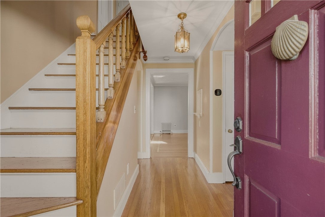 8 Fort Hill Road