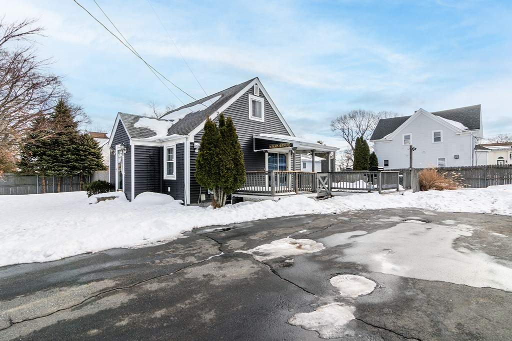 90 Massachusetts Avenue