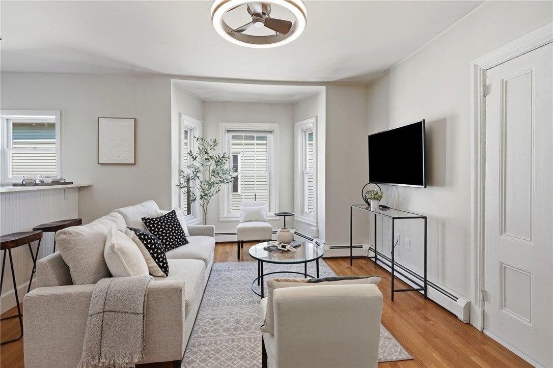 179 Transit Street 2