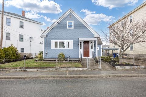 12 Union Street Warren RI 02885