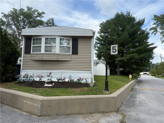 1 LANE 5 UNIT 51, COVENTRY, RI 02816 - Image b34b04f830b9c586e4d103bae6f75d3a/595197874