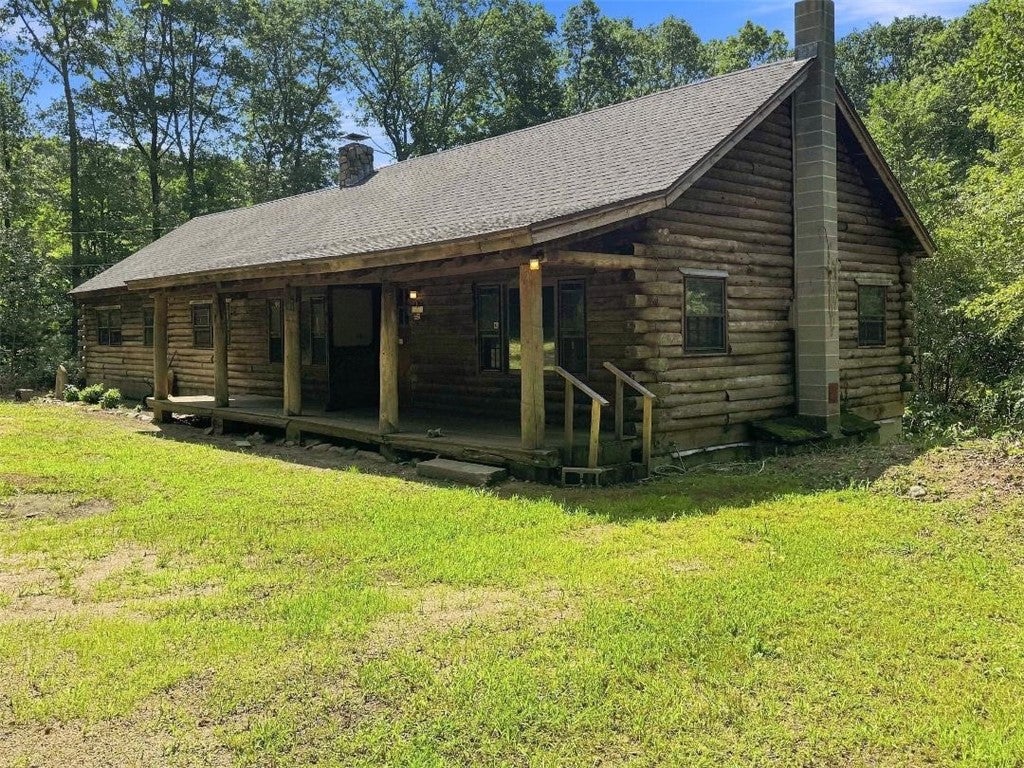 369 Cooper Hill Road
