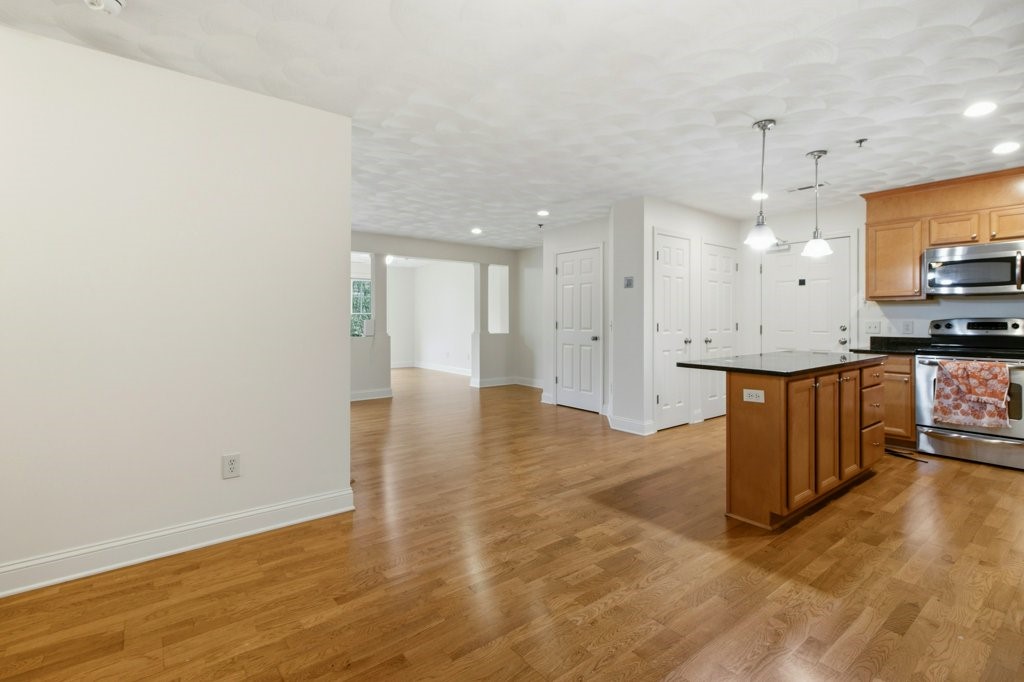15 Saw Mill Drive 306