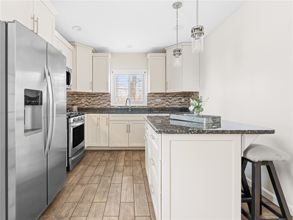 64 Brookdale Boulevard