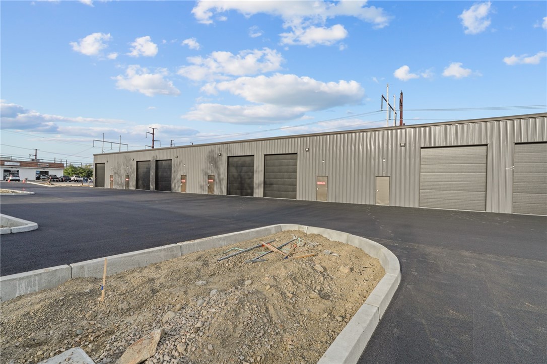 2360 Plainfield Pike 2