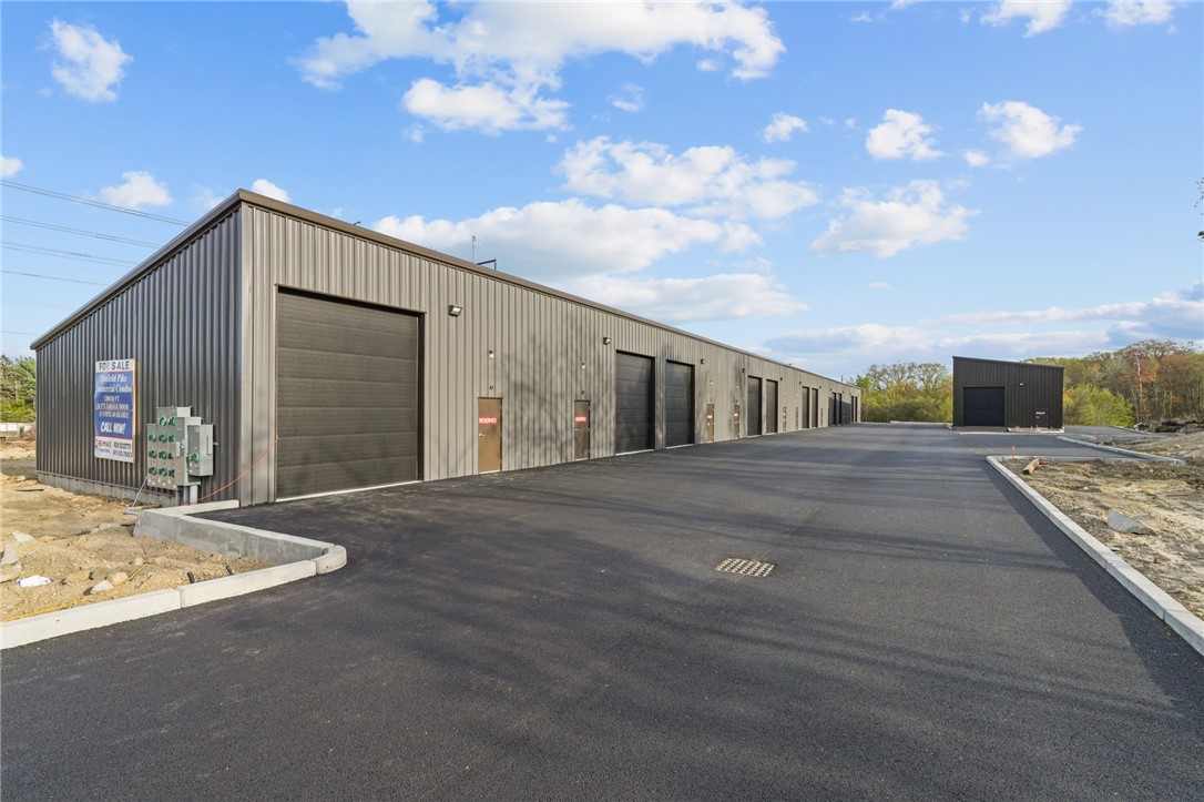 2360 Plainfield Pike 2