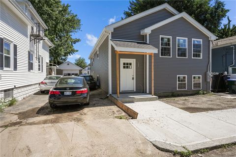 Single Family Residence in Providence RI 70 Simmons Street.jpg