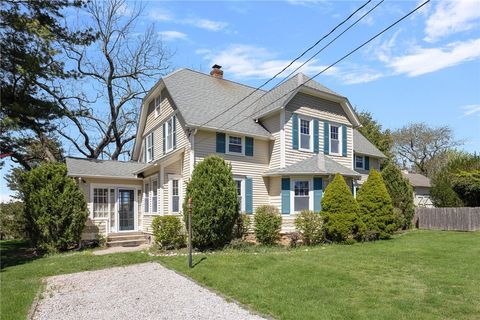110 Narragansett Avenue W South Kingstown RI 02879