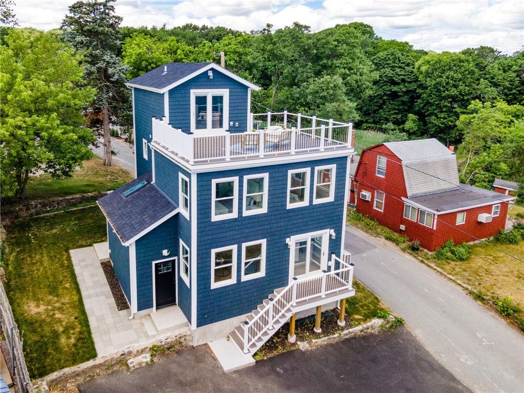 62 John Wickes Avenue