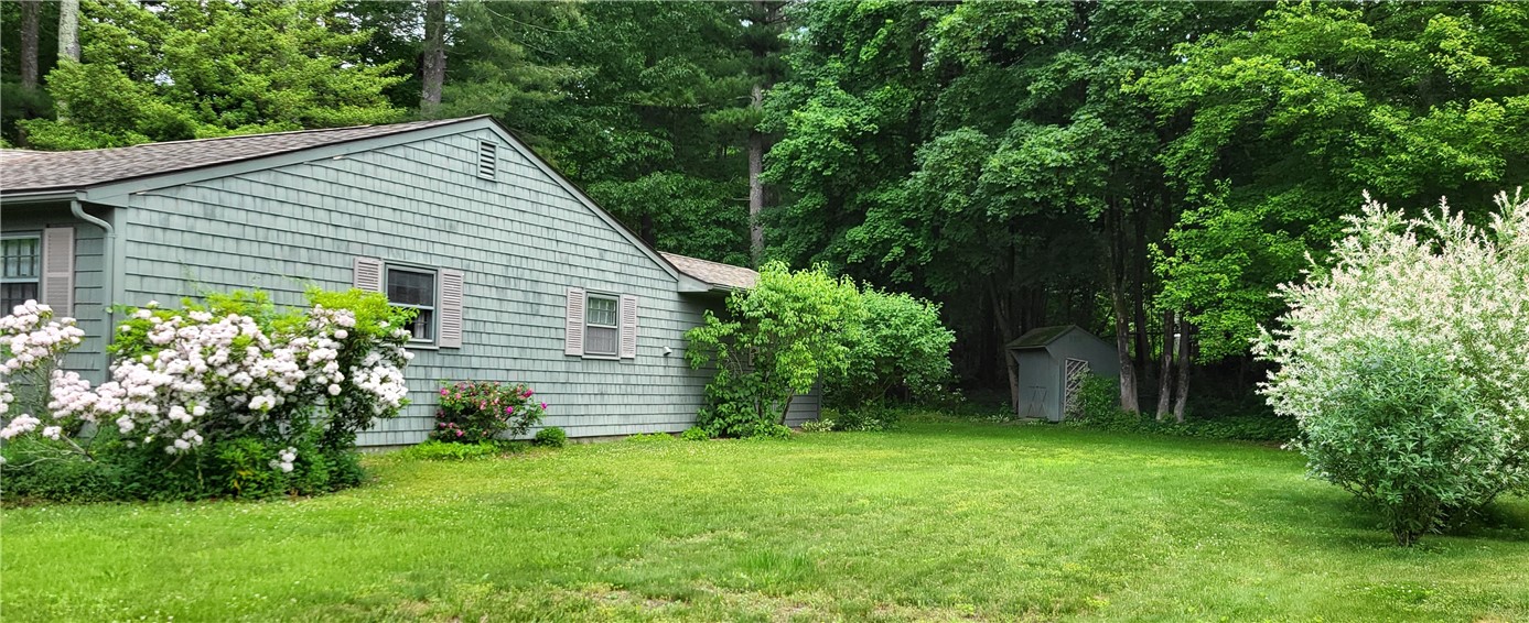 25 Brook Drive