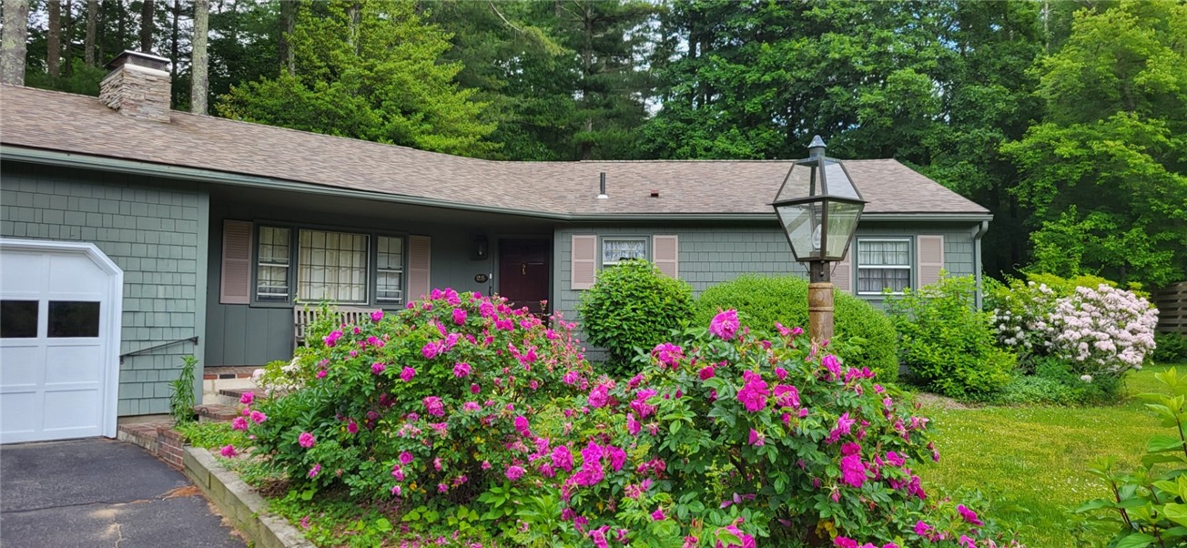 25 Brook Drive