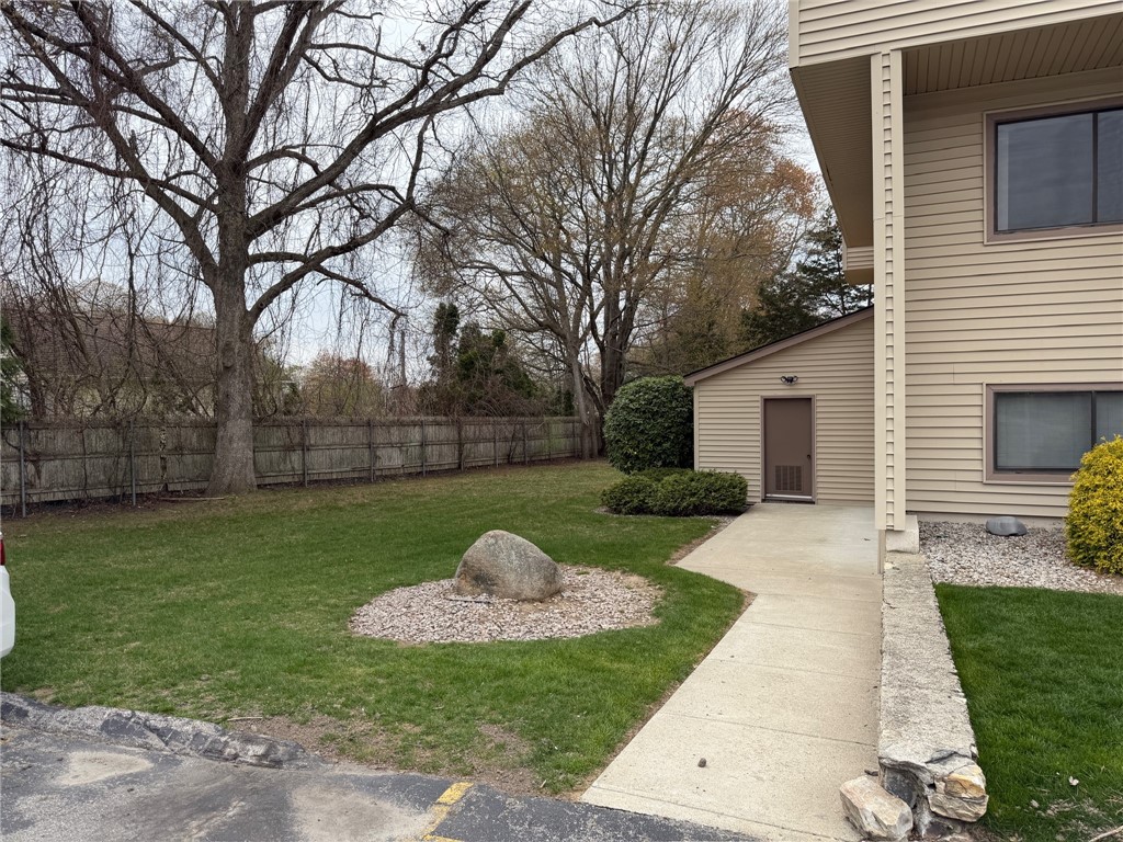 196 Old River Road South 5C