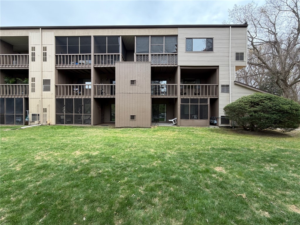 196 Old River Road South 5C