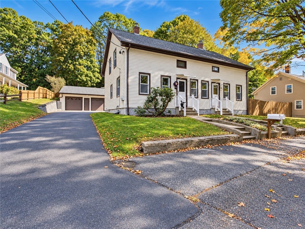 12 Mount Pleasant View Avenue 14