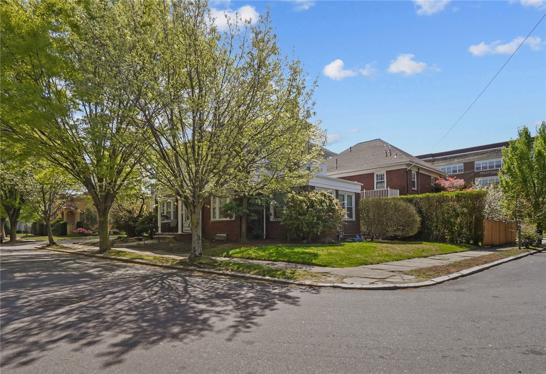 36 Elmway Street