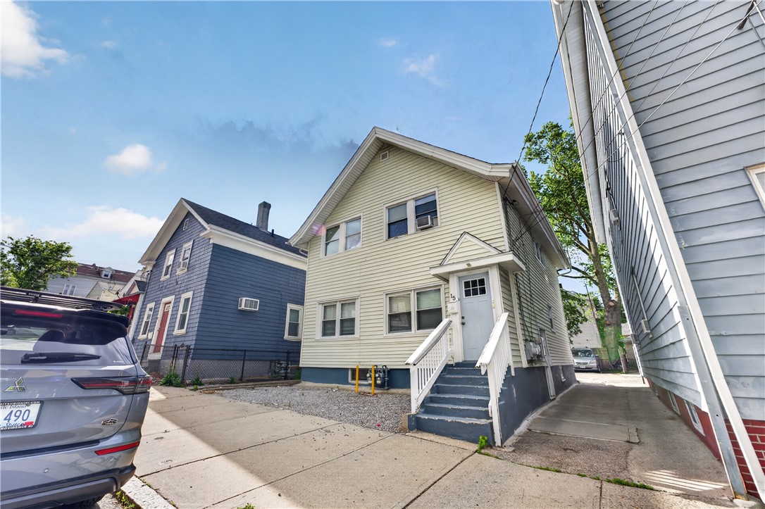 15 Armington St Street