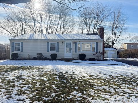 53 Whipple Avenue Barrington RI 02806