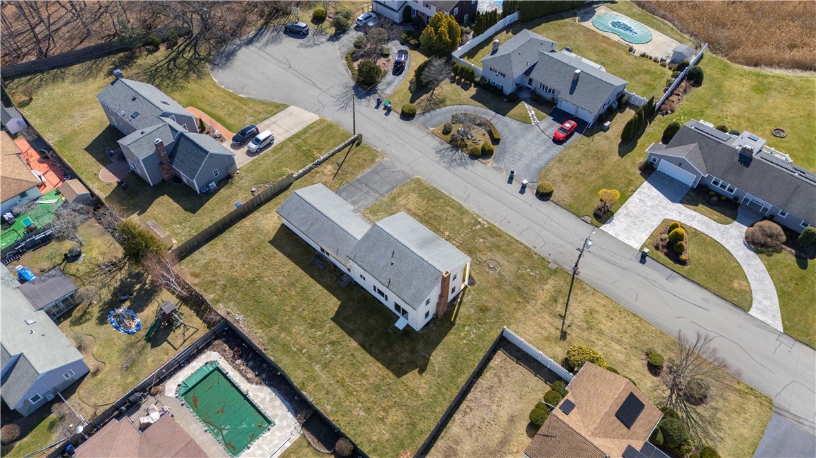 594 Algonquin Drive