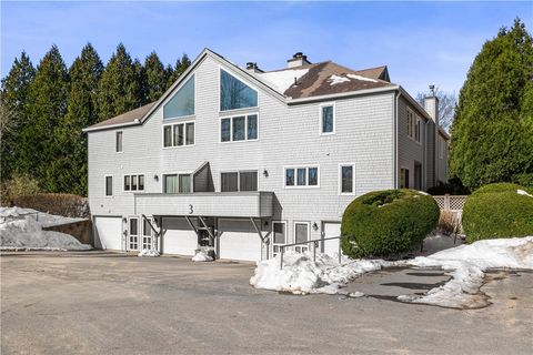 421 Bellevue Avenue 3B Newport RI 02840