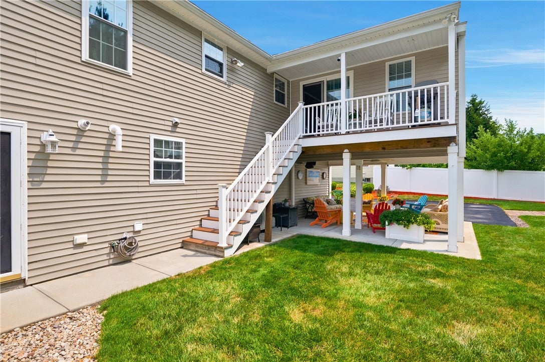 77 Capwell Avenue