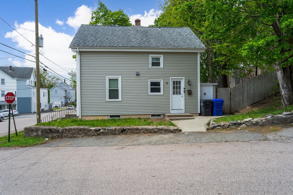 18 Metcalf Avenue