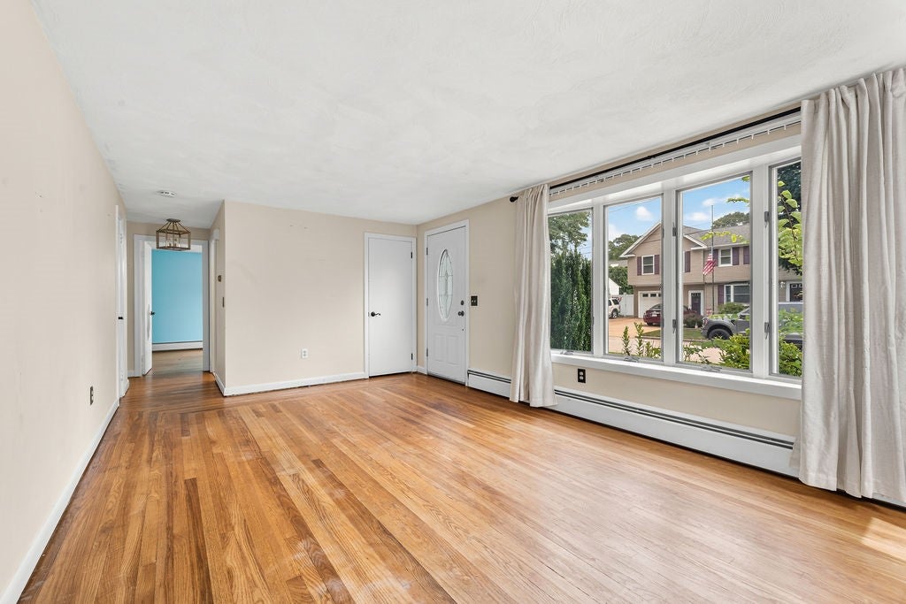 12 Janet Drive