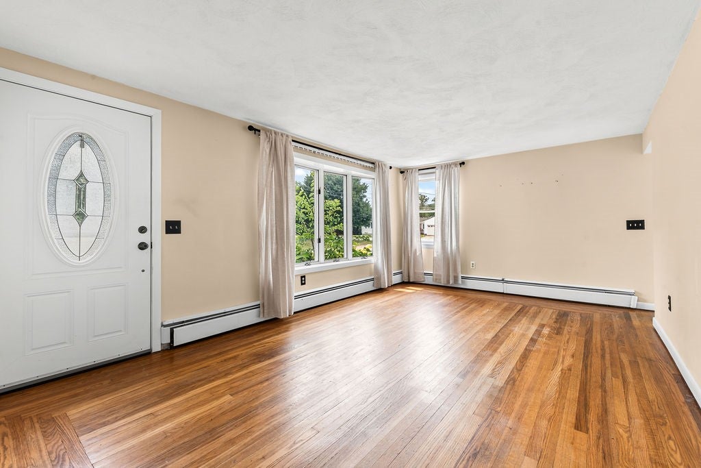 12 Janet Drive