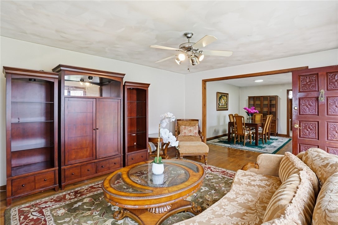 11 Cedar Drive