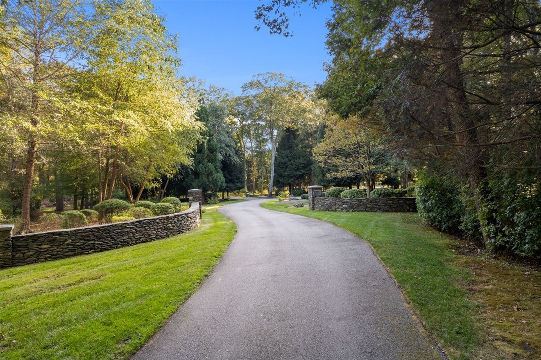 1191 NORTH MAIN Road