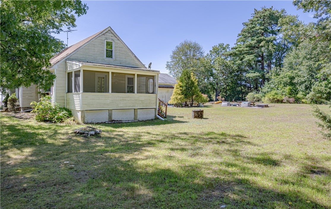 77 Chestnut Hill Road