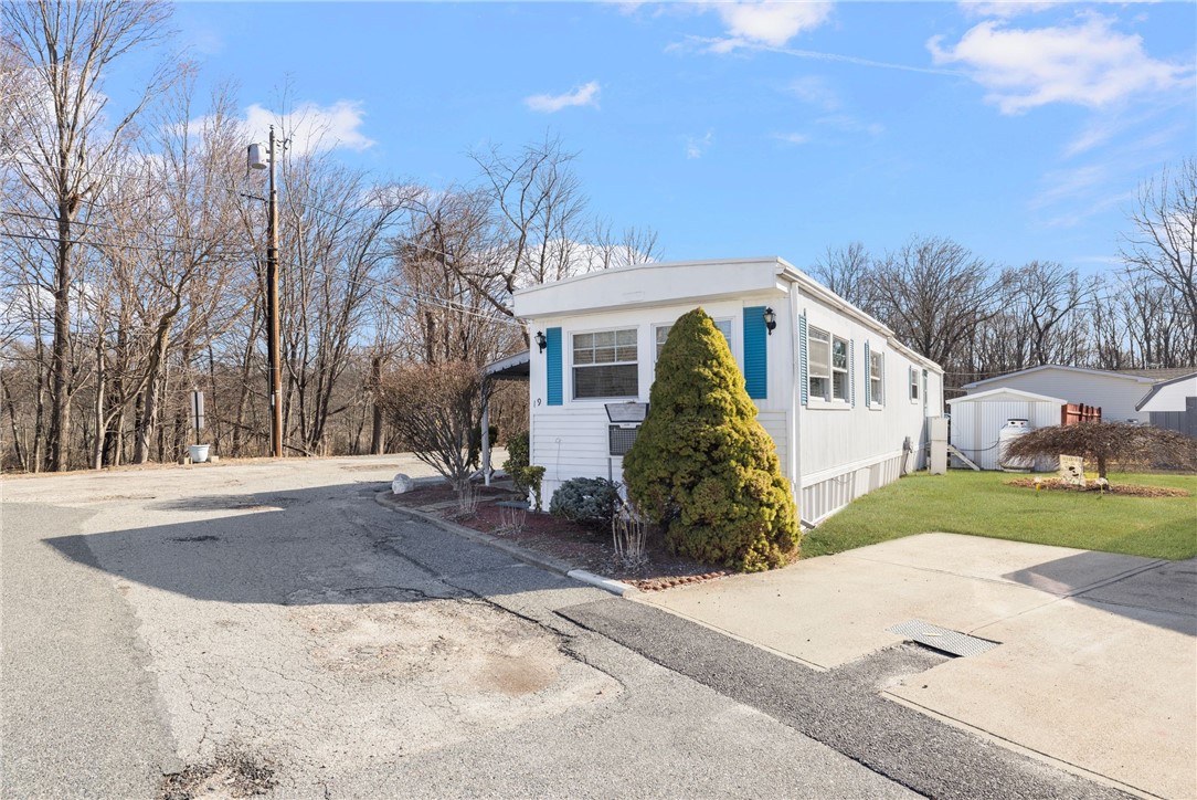 27 Woodward Road