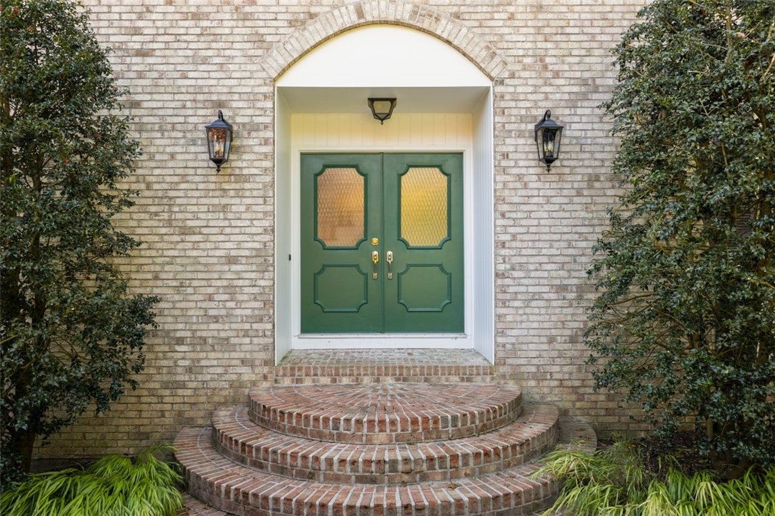 5 Cartier Court