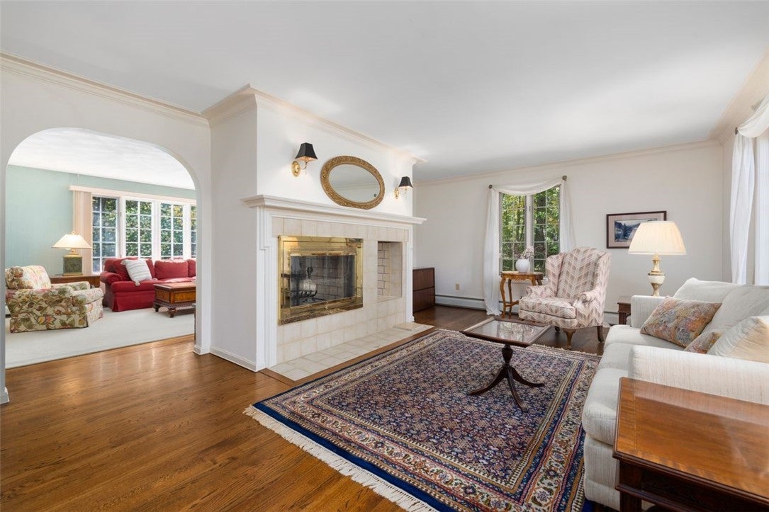 5 Cartier Court