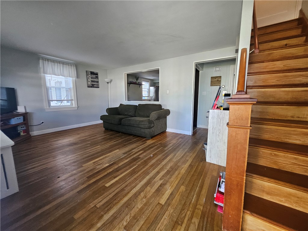 11 Jones Avenue